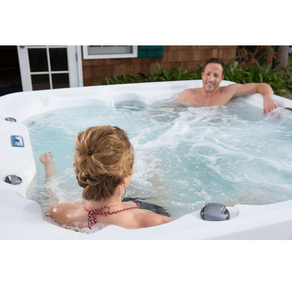 22 Best Hot Tubs Reviews 2020 & Consumer Reports